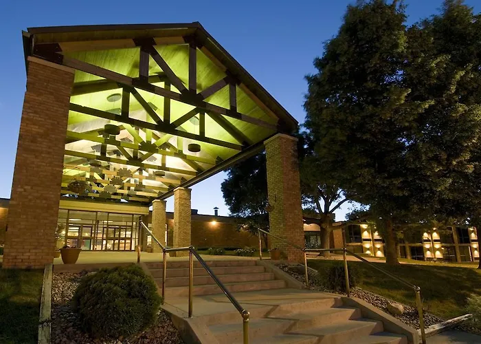 Lake Okoboji Resort And Conference Center