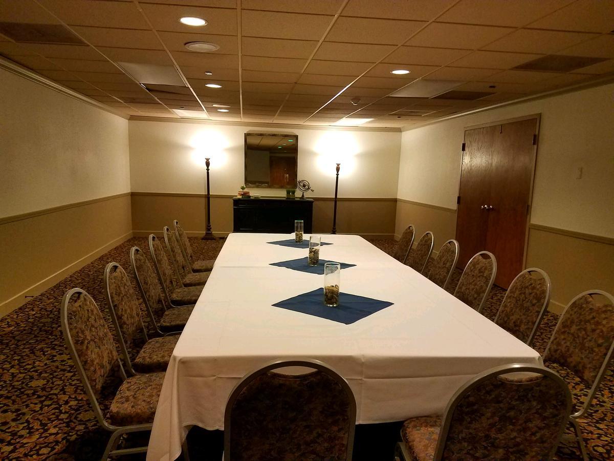 And Conference Center 3* Okoboji