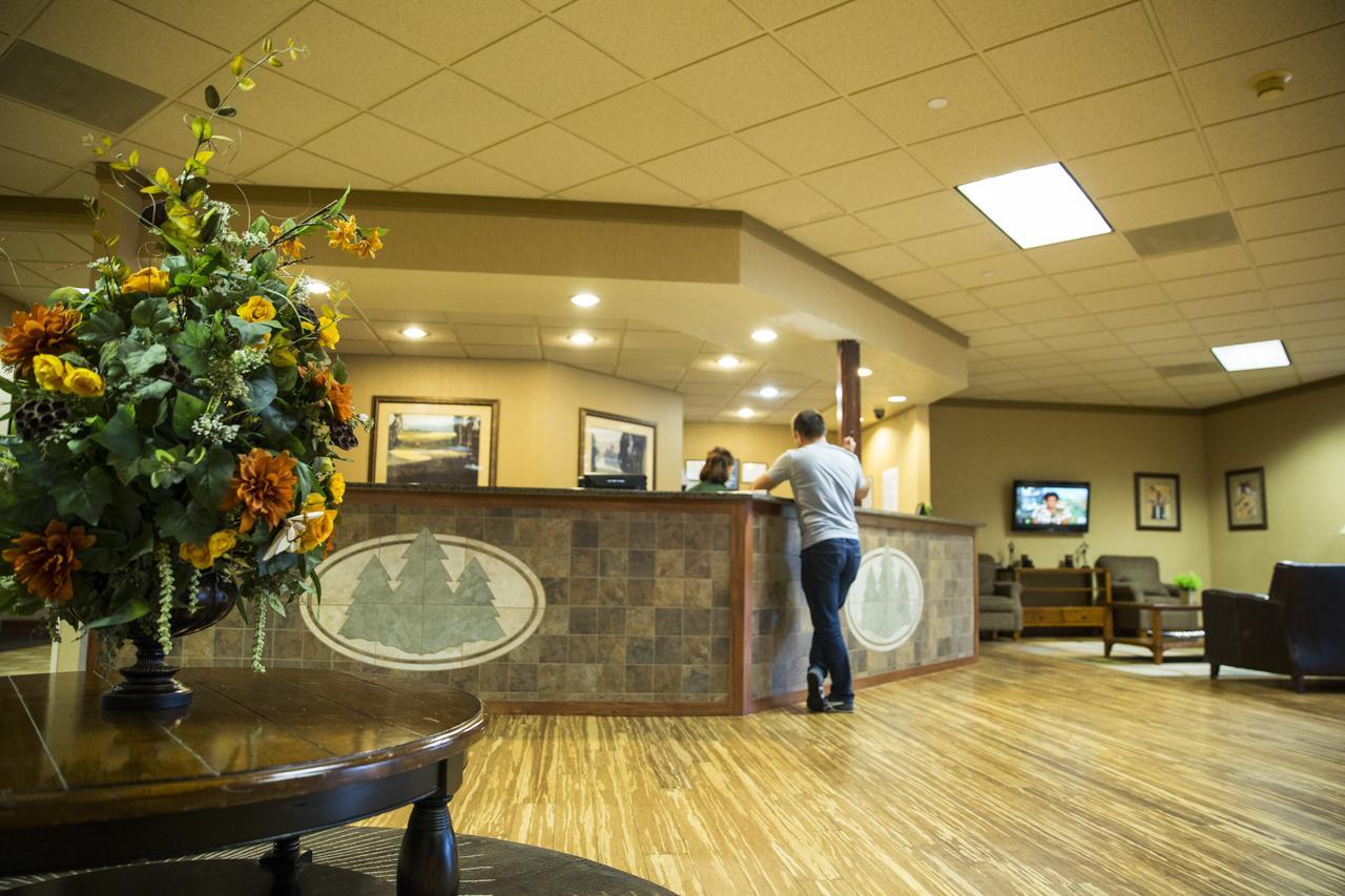 And Conference Center Hotel Okoboji