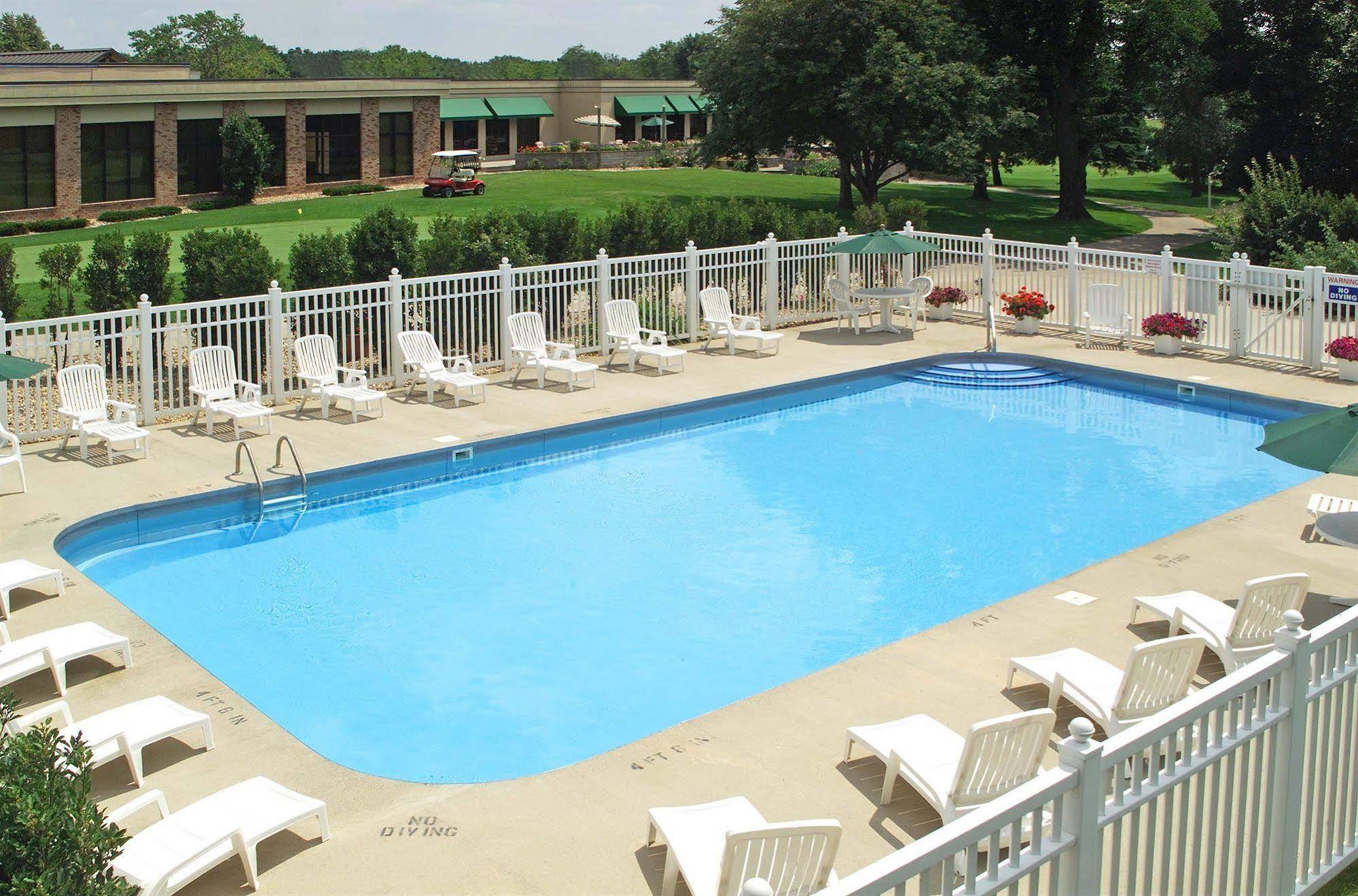 And Conference Center 3*